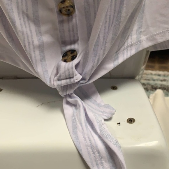 No comment Peasant Top. Elastic Neck & Sleeves EUC - Picture 2 of 7